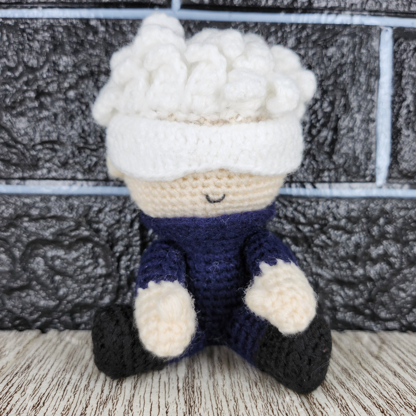 Satoru Gojo Crochet figure (Jujutsu Kaisen)