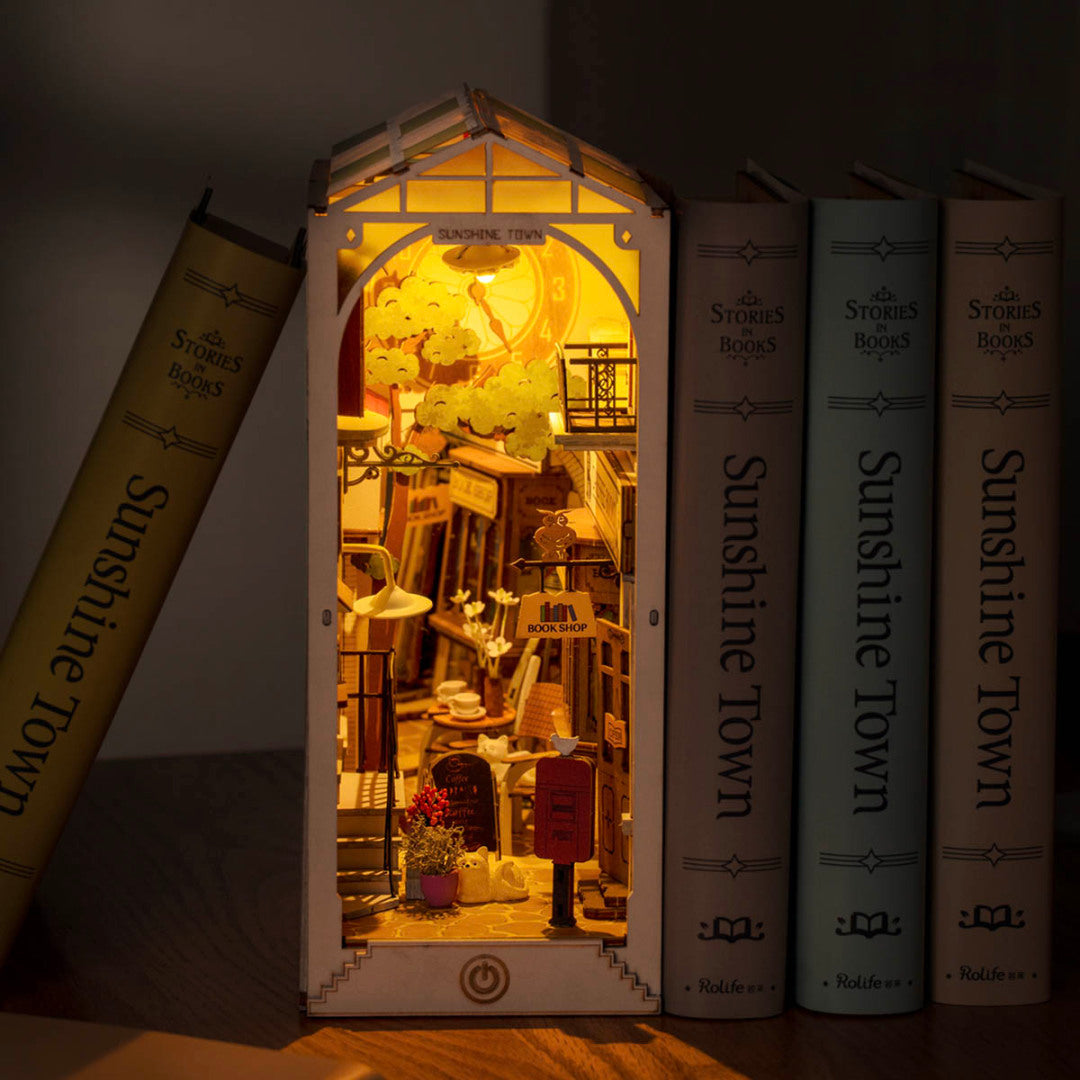 Sunshine Town - Book Nook (Mini Paraíso para estantería)